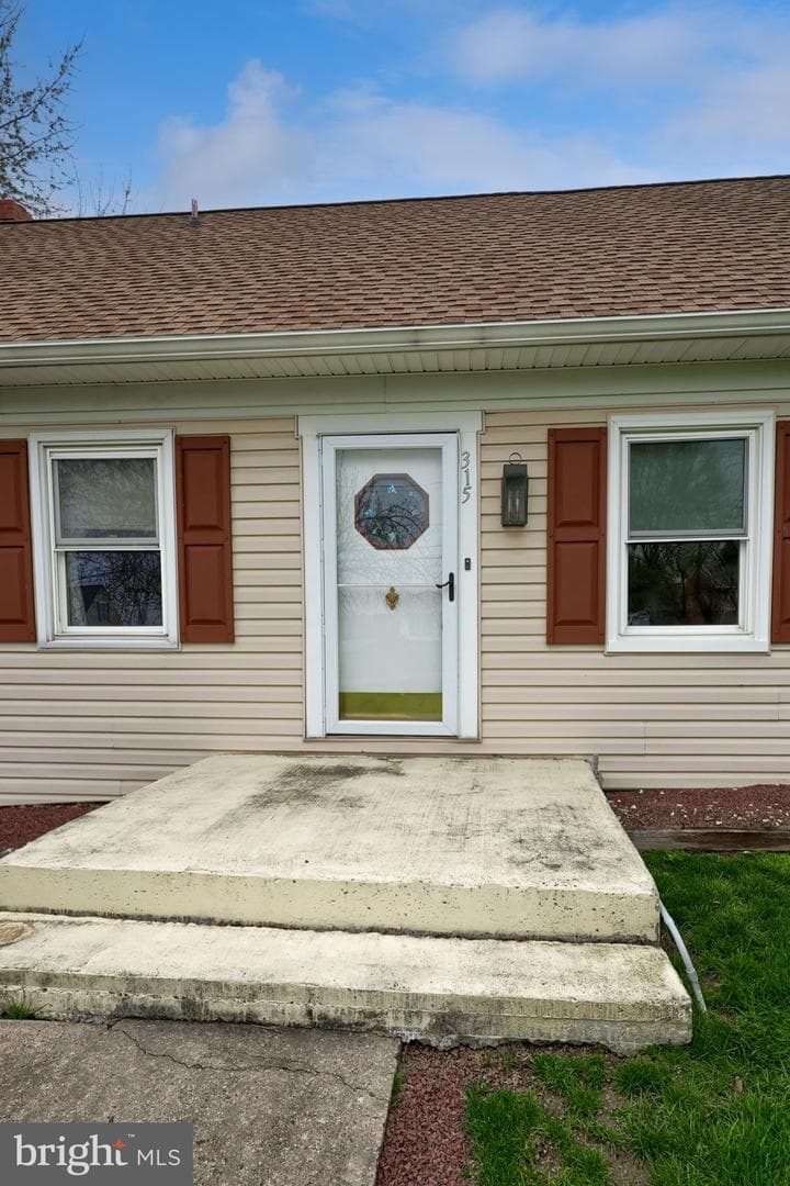 315 Lampeter Road photo 7