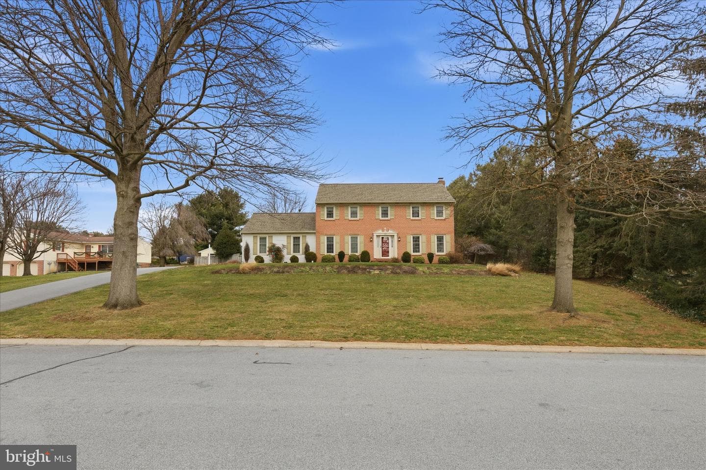 546 Hi View Drive photo 3