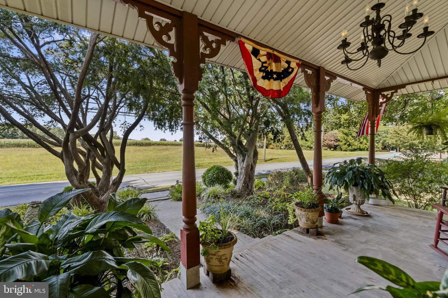 781 Newport Avenue photo 4