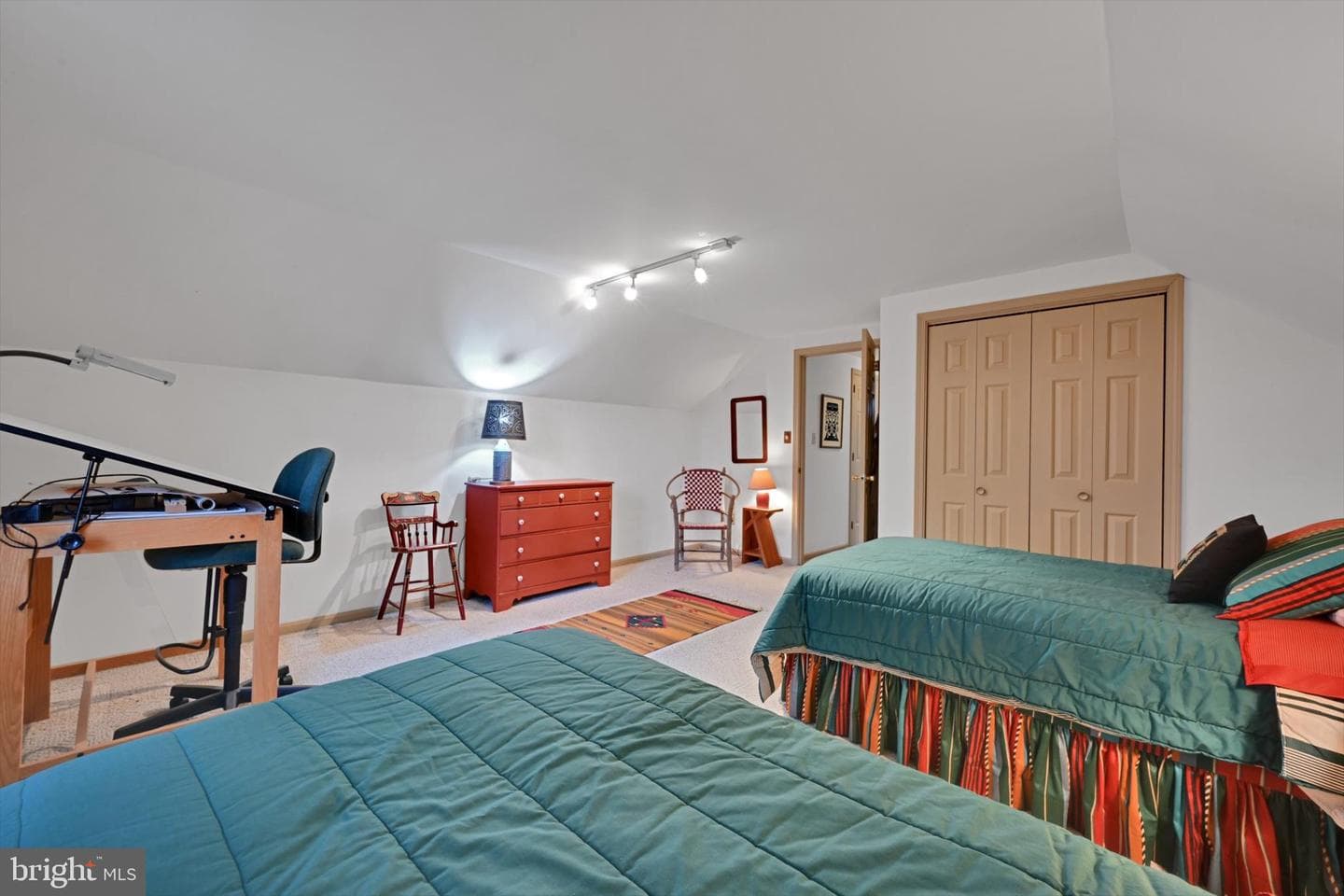 411 Woodcrest Avenue photo 25