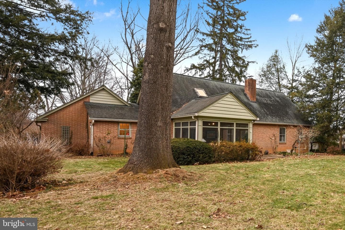 411 Woodcrest Avenue photo 30