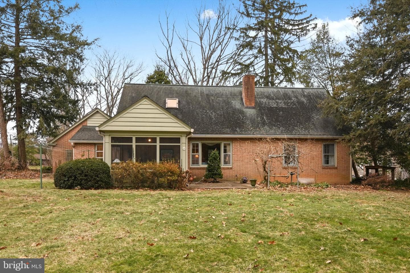 411 Woodcrest Avenue photo 32