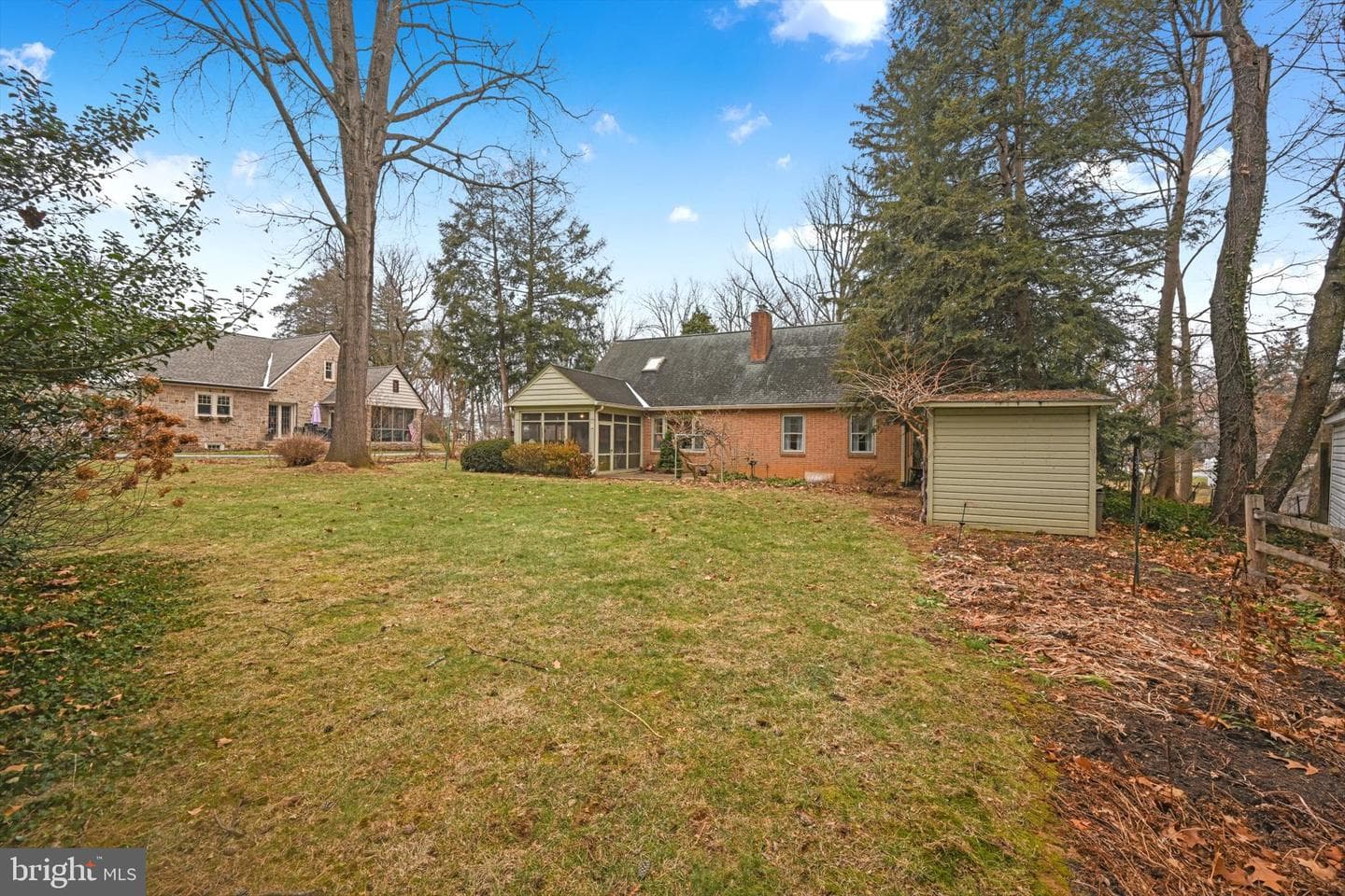 411 Woodcrest Avenue photo 33