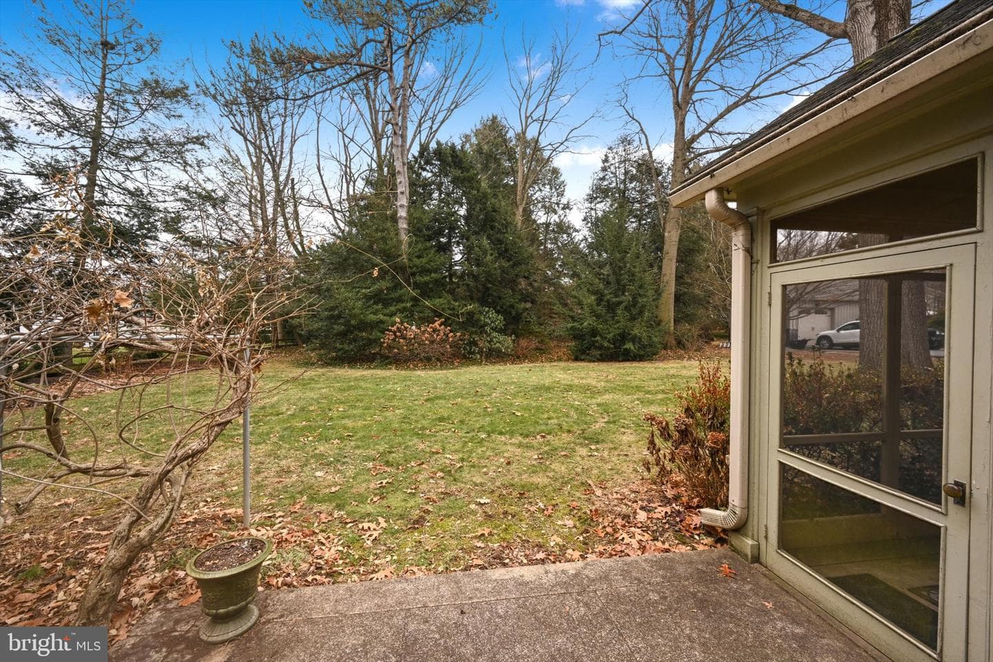 411 Woodcrest Avenue photo 36