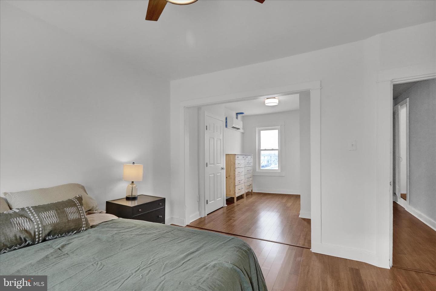 431 E Orange Street photo 23