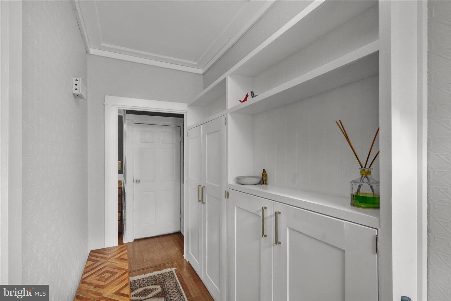 431 E Orange Street photo 9