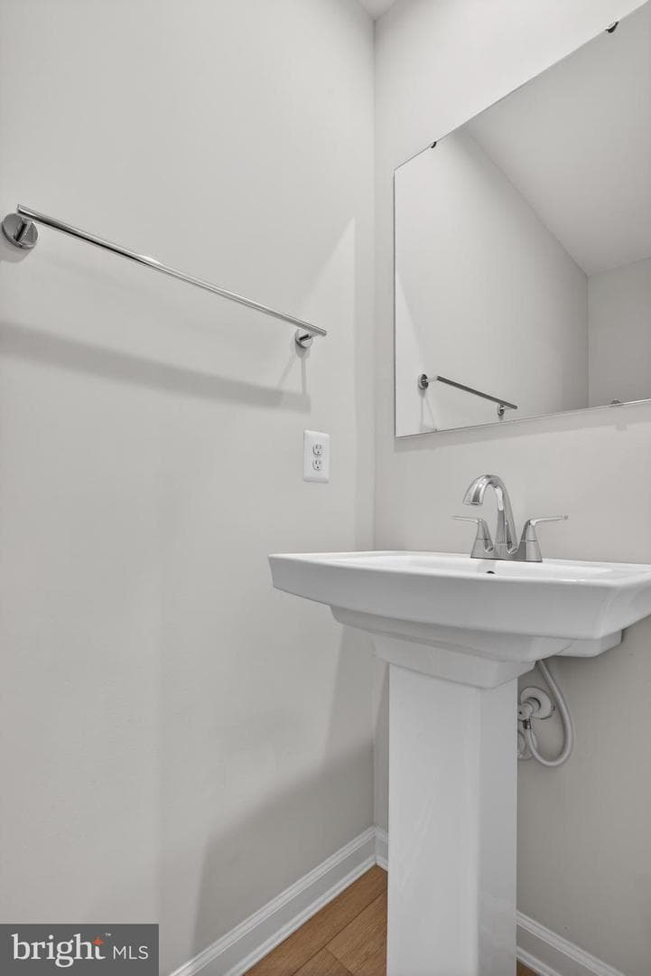 328 Creekside Drive photo 15