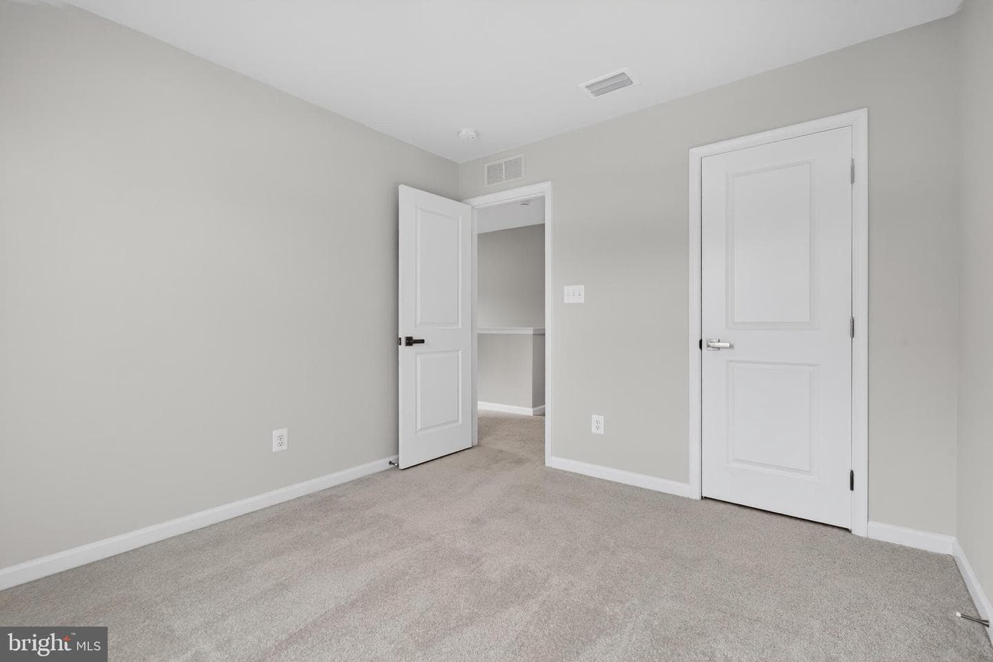 328 Creekside Drive photo 26