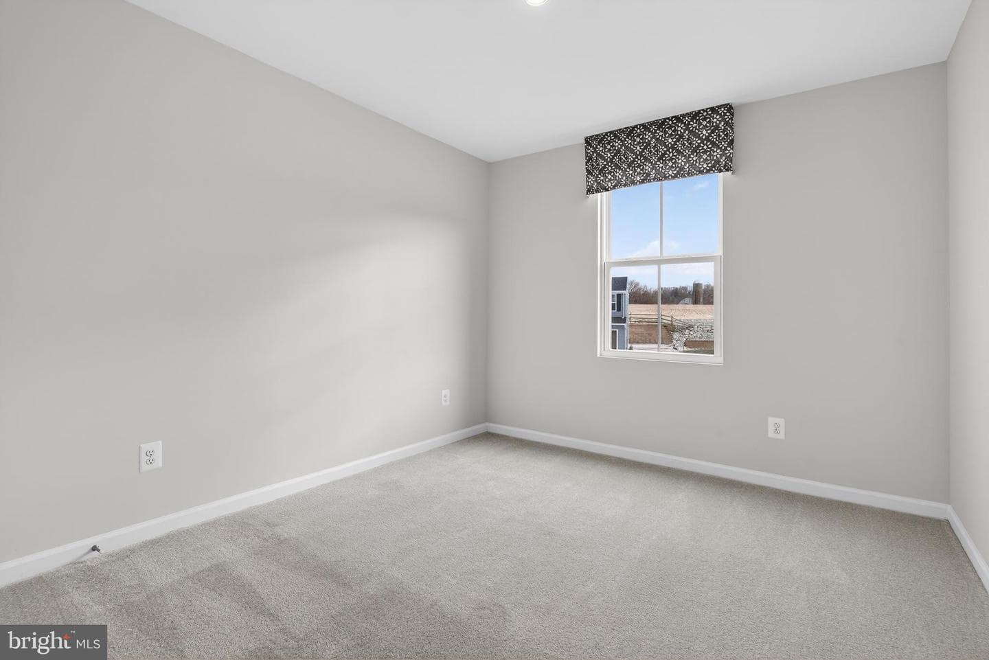 328 Creekside Drive photo 30
