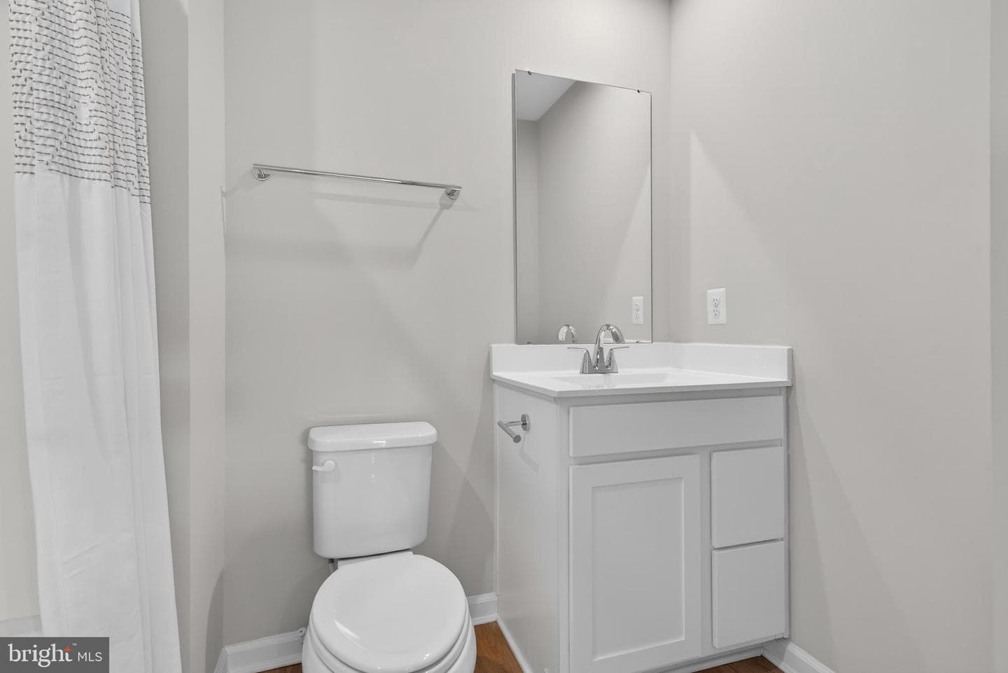 328 Creekside Drive photo 33