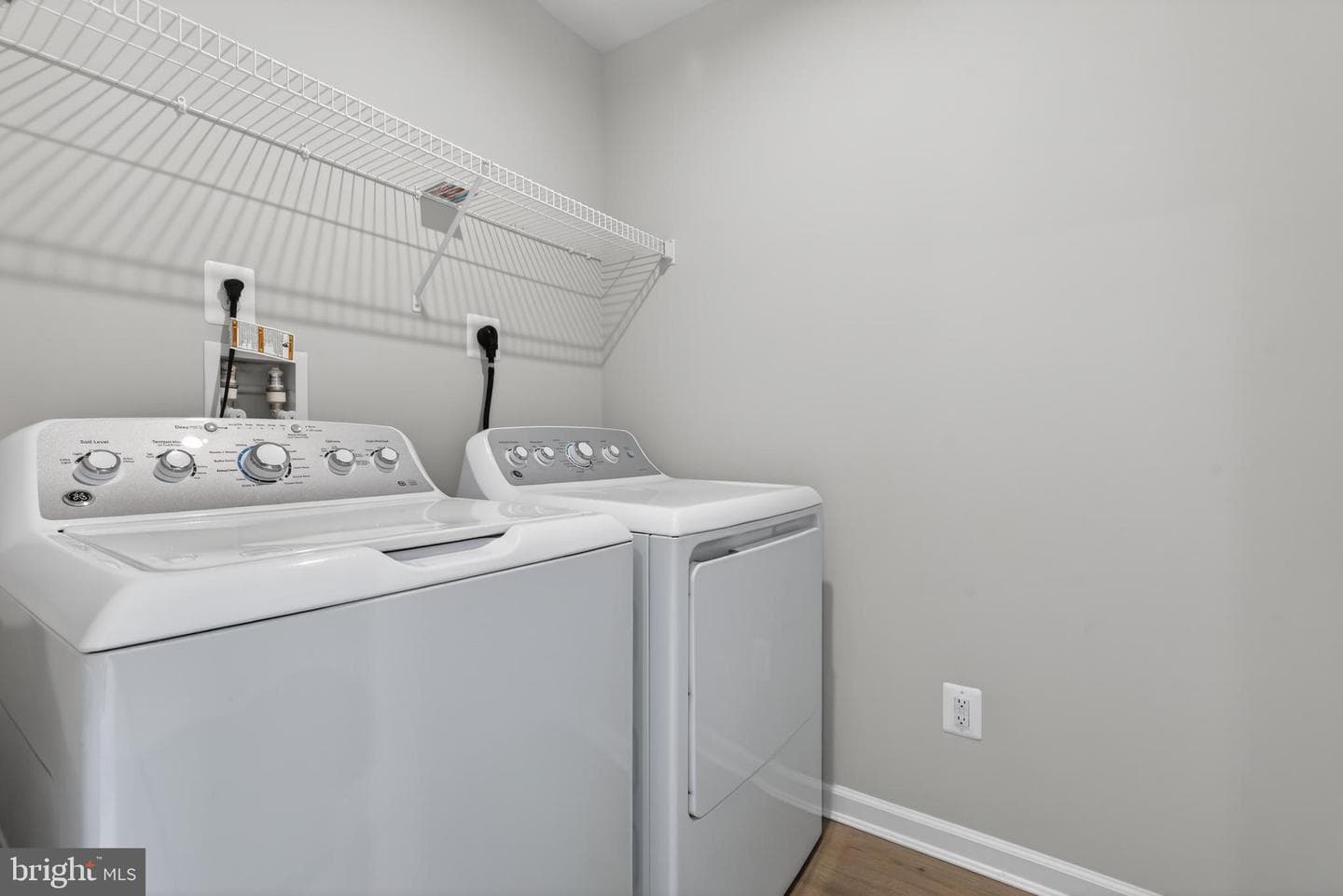 328 Creekside Drive photo 34