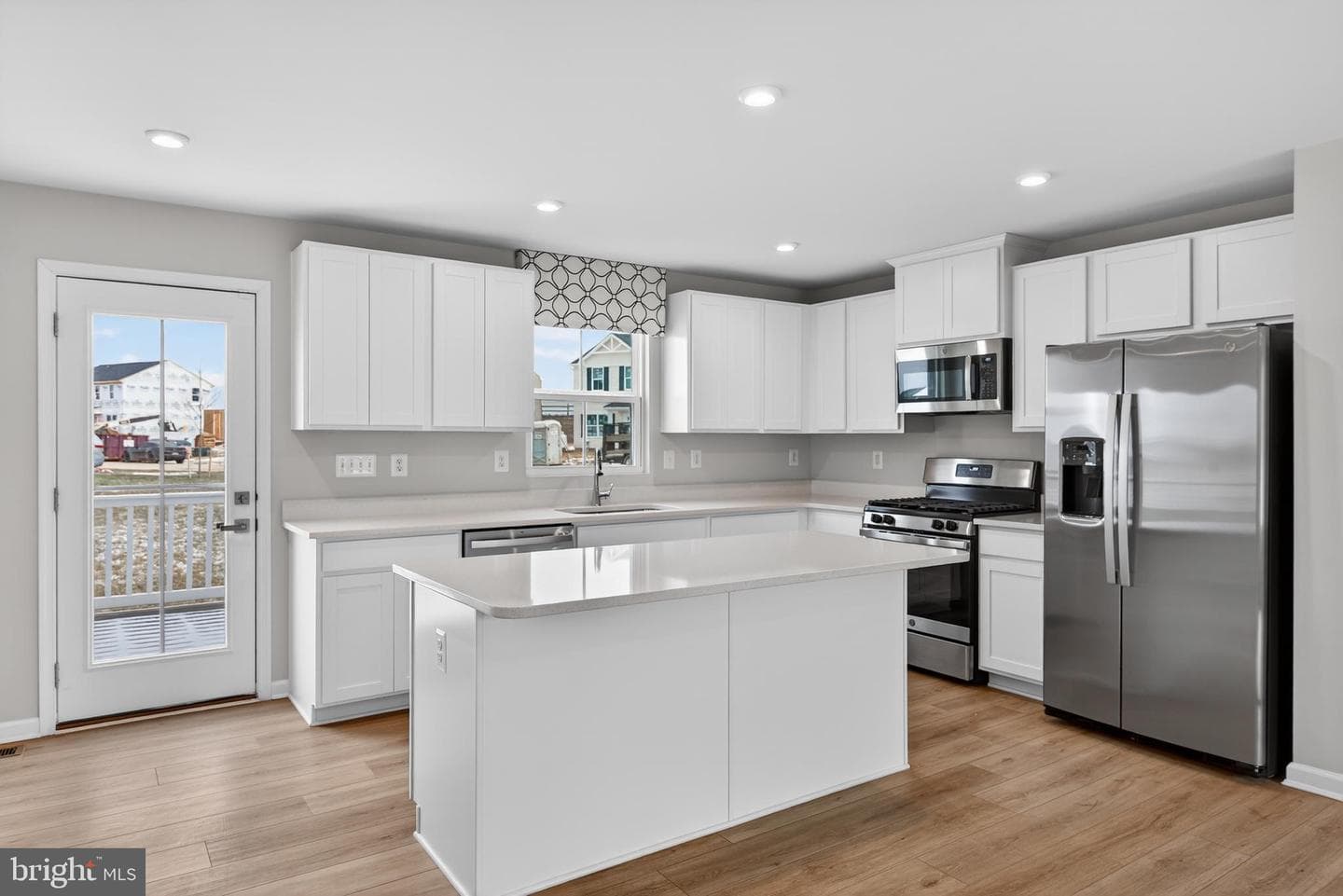 328 Creekside Drive photo 9