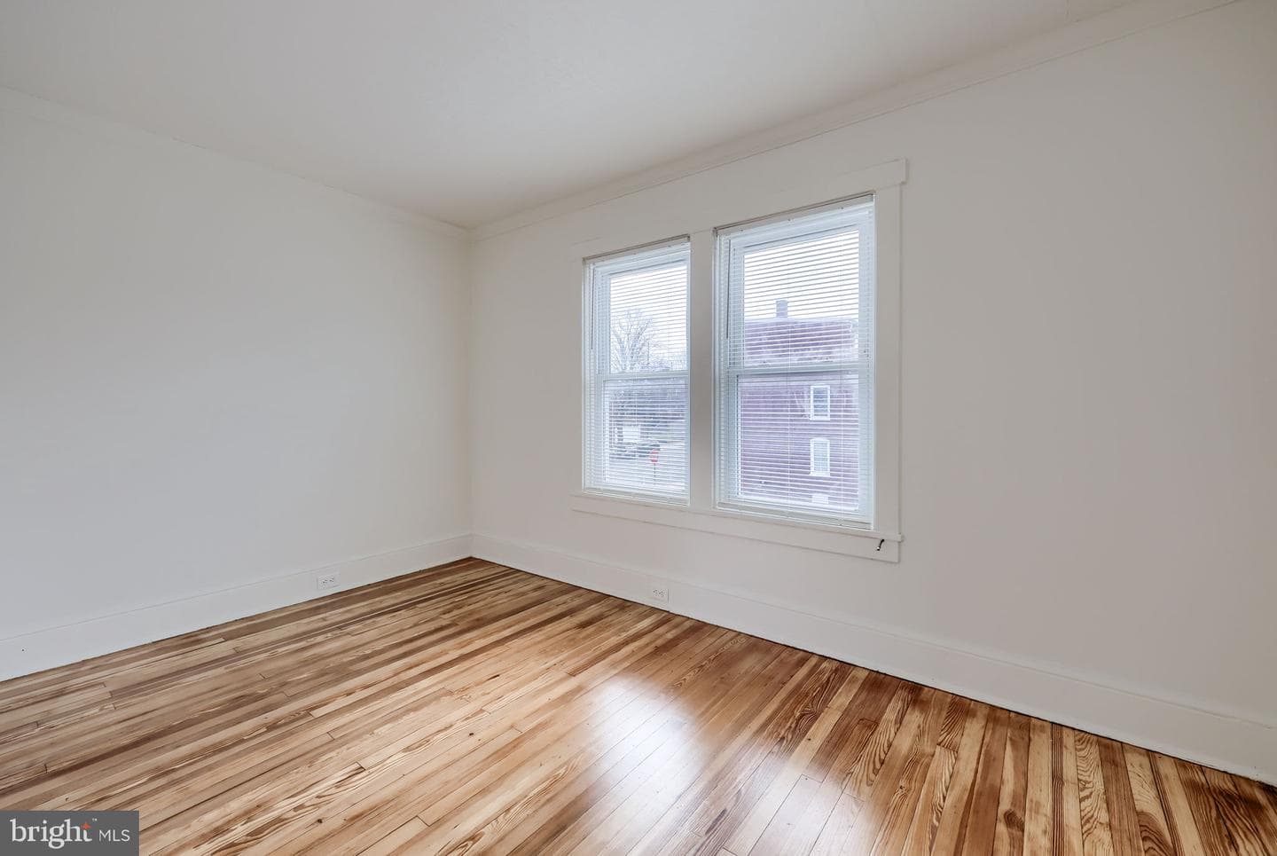 659 Lehigh Avenue photo 13