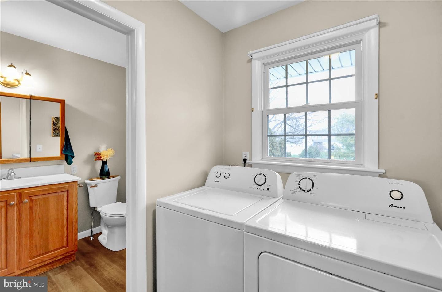 635 Jane Avenue photo 11