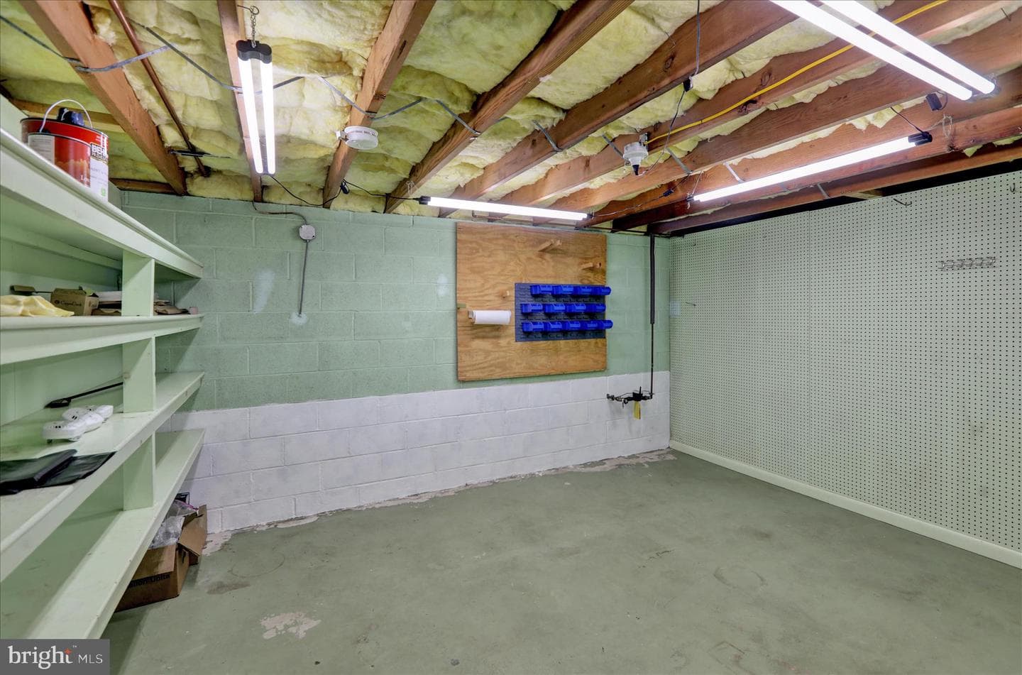 635 Jane Avenue photo 28