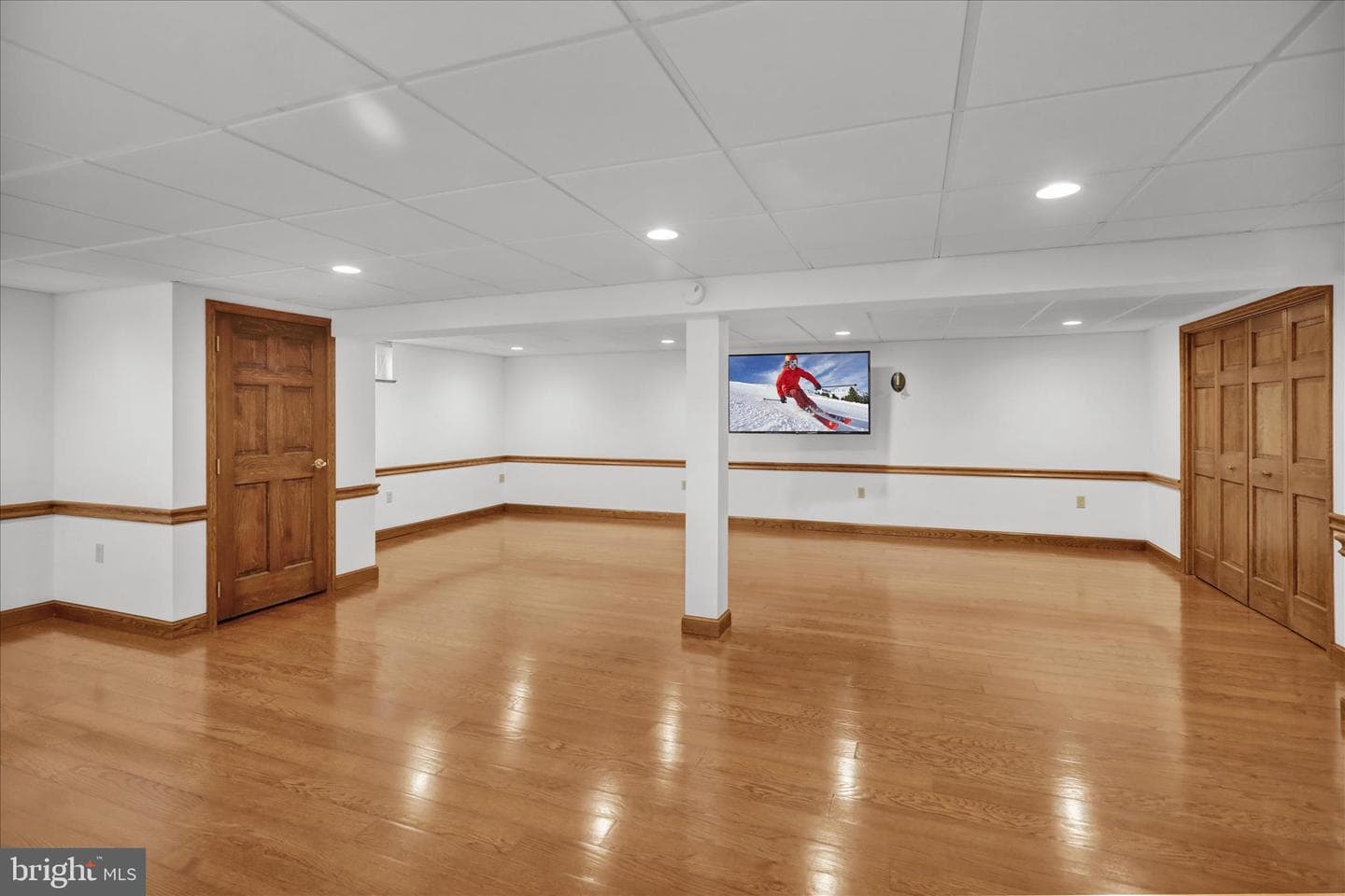 635 Jane Avenue photo 31
