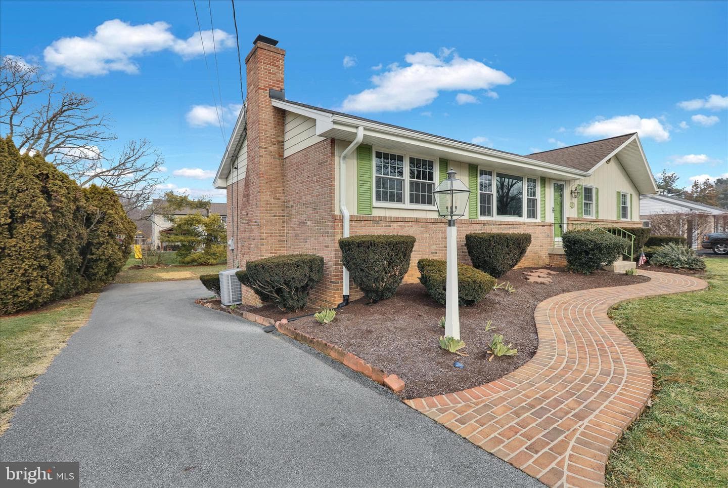 635 Jane Avenue photo 4