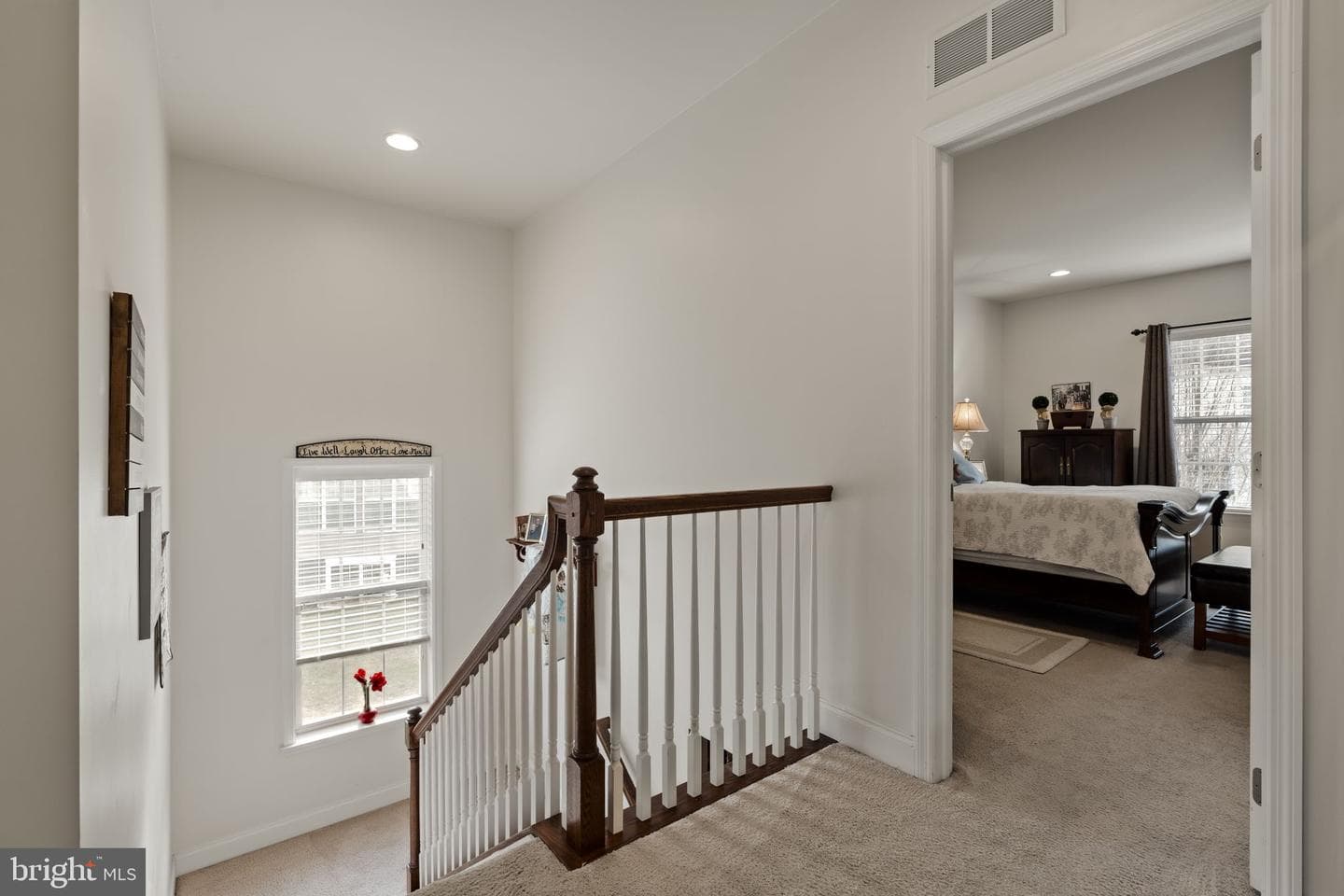 8 White Tail Path photo 24