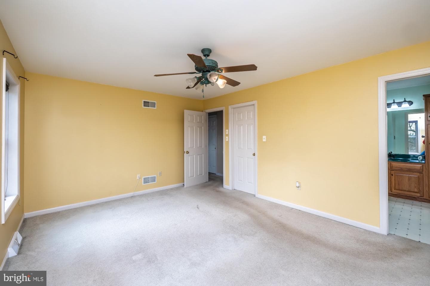 1006 Hillside Avenue photo 40