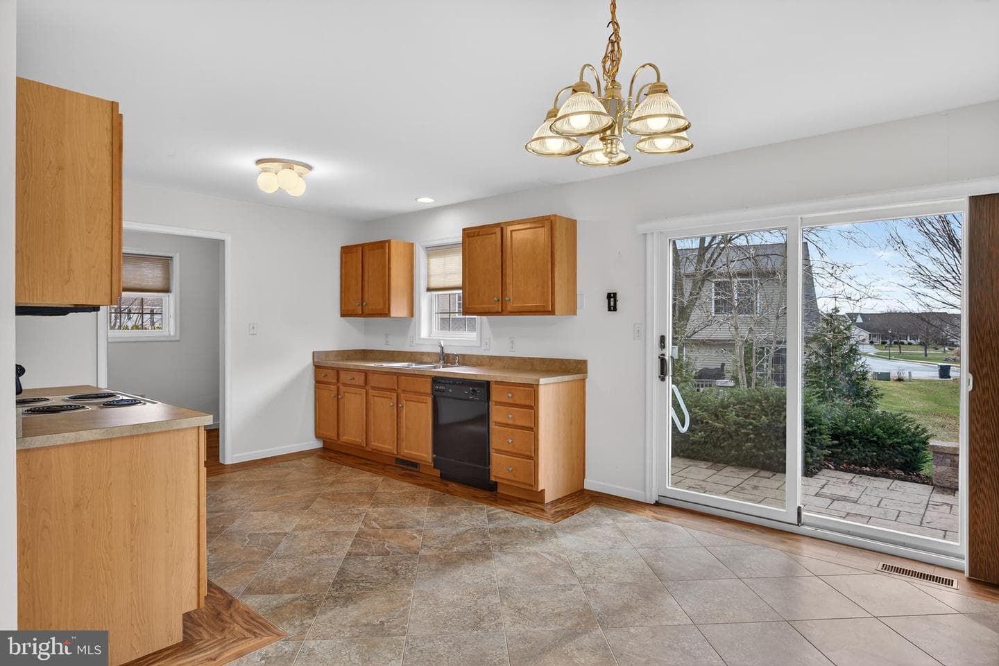 3435 Green Leaf Drive photo 13