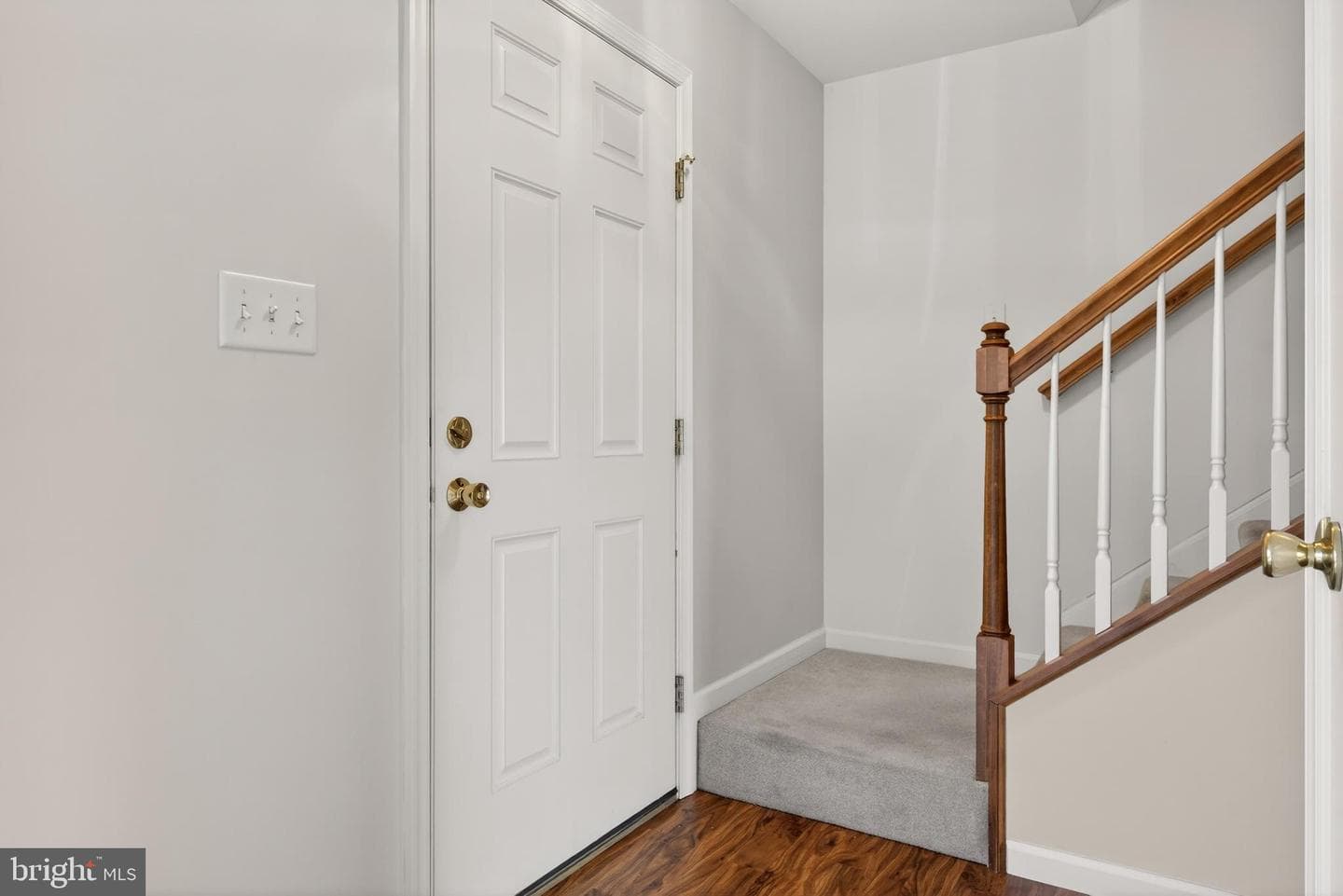 3435 Green Leaf Drive photo 4
