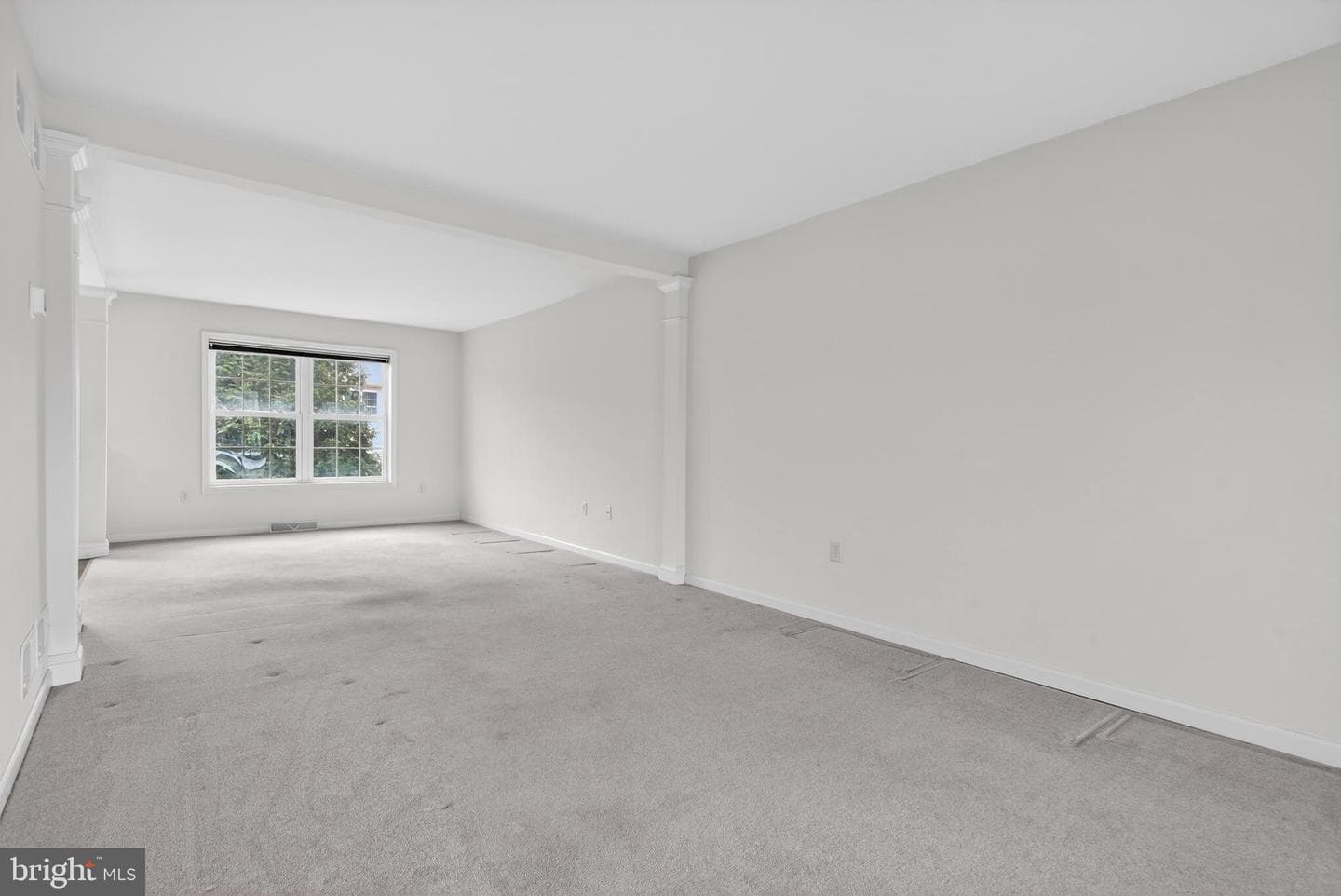 3435 Green Leaf Drive photo 6