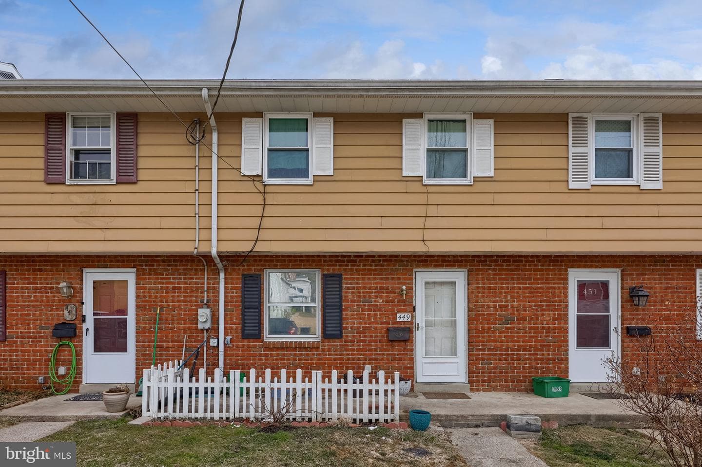 449 Hillside Avenue