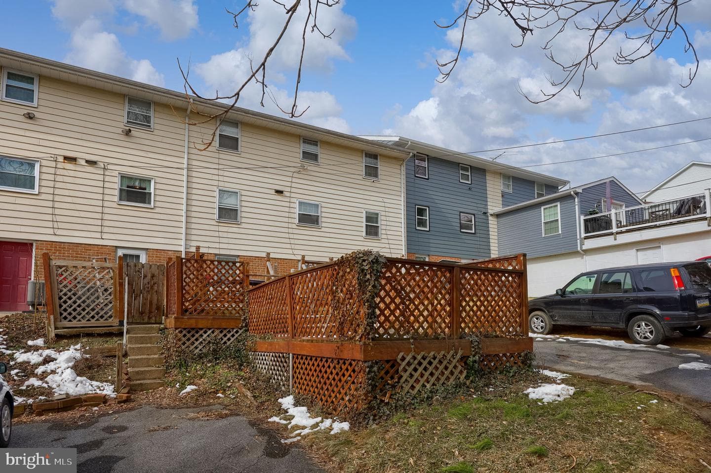 449 Hillside Avenue photo 2