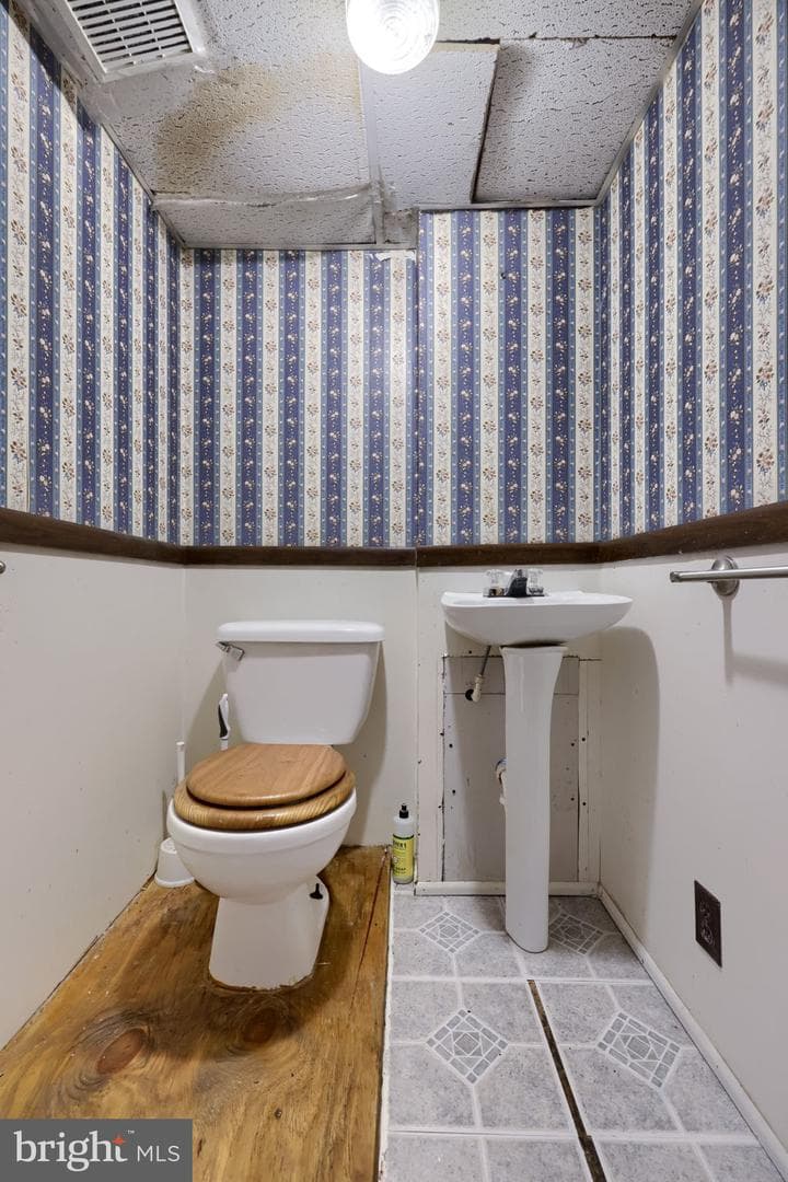 449 Hillside Avenue photo 6