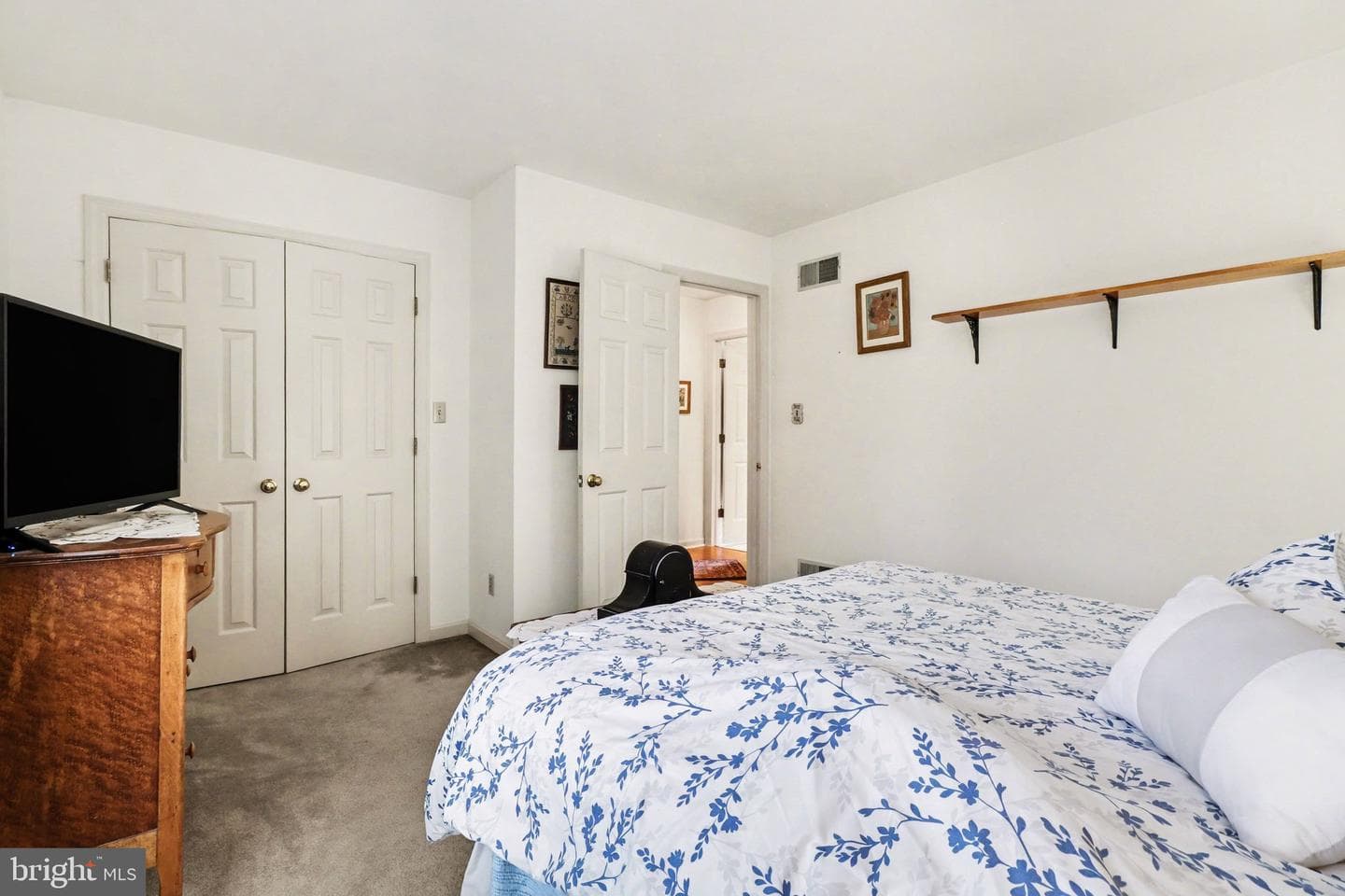 1014 Shadowstone Drive photo 27