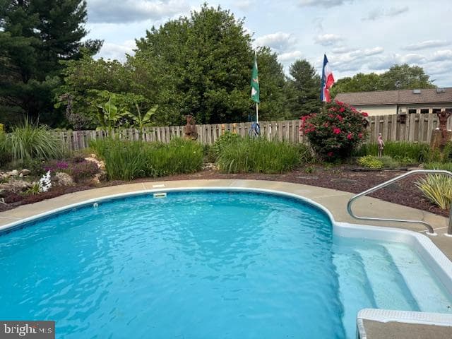 1014 Shadowstone Drive photo 43