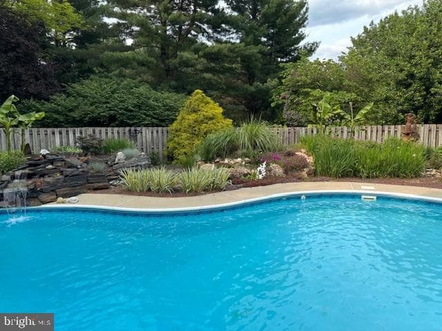 1014 Shadowstone Drive photo 45