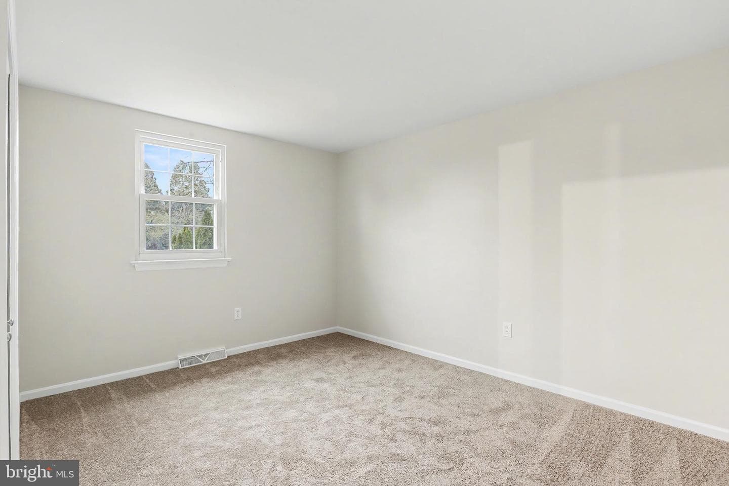 6030 Parkside Court photo 27