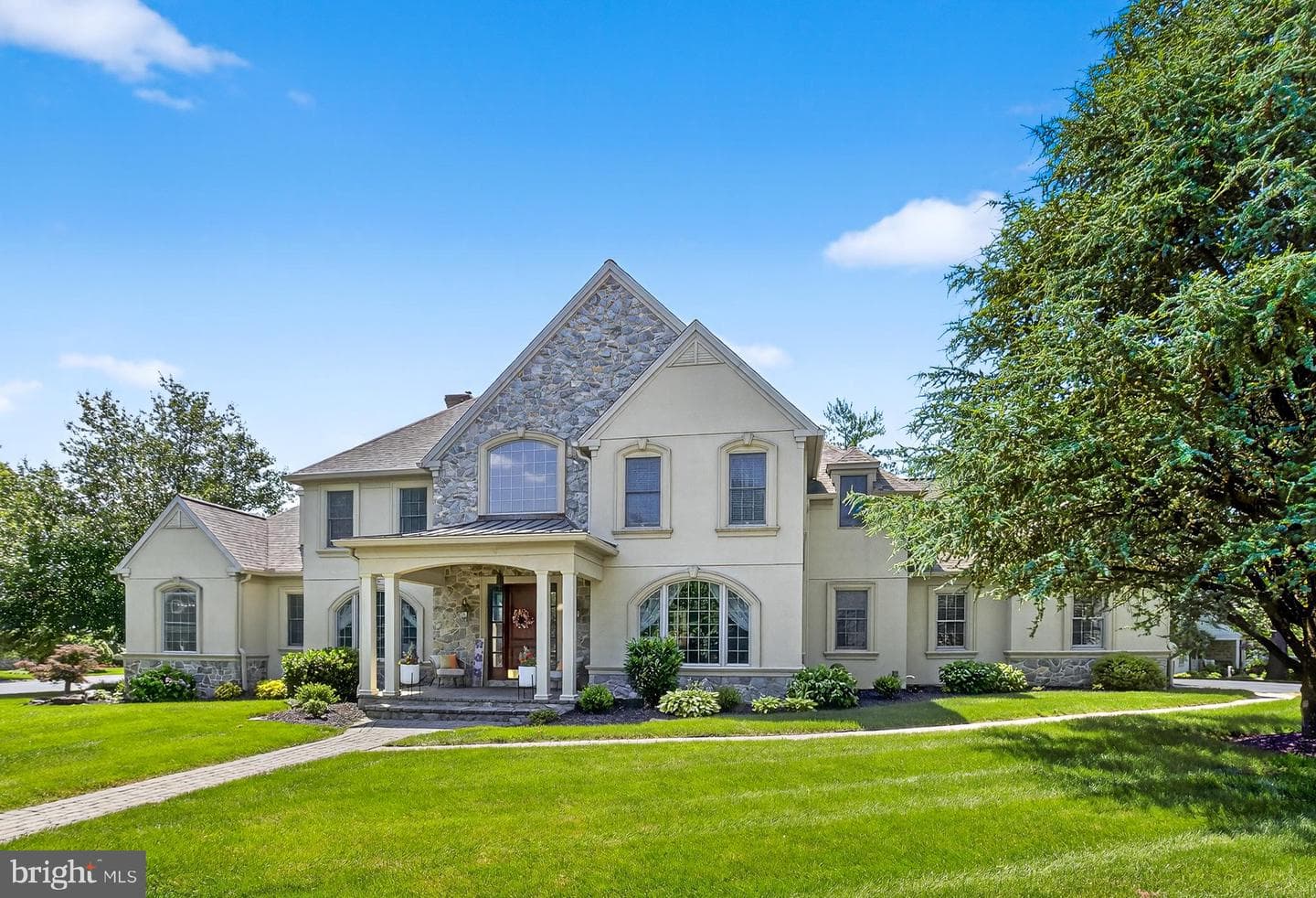 602 Willow Green