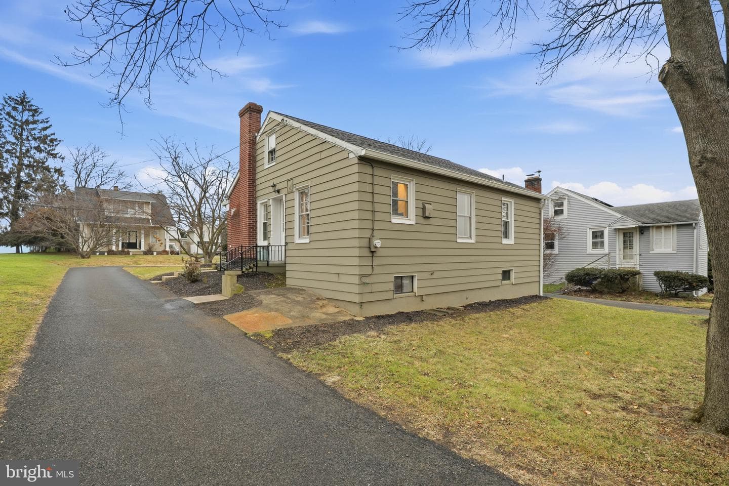 168 Elizabeth Street photo 37