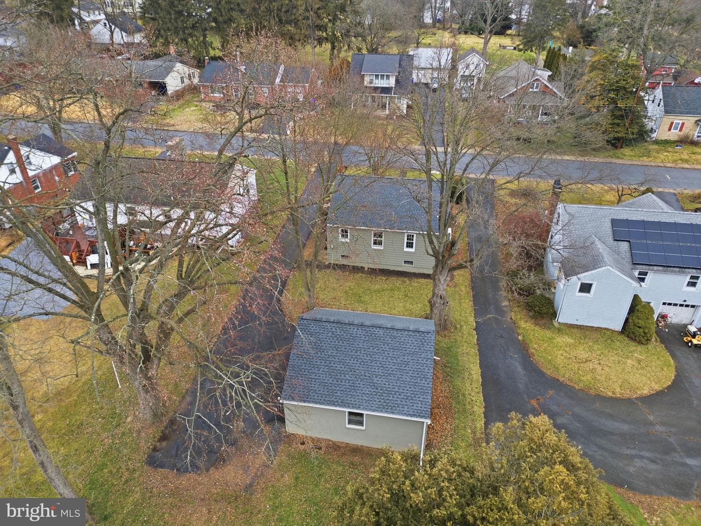 168 Elizabeth Street photo 43