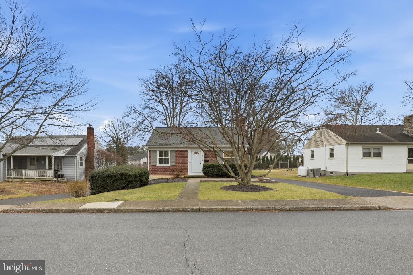168 Elizabeth Street photo 7