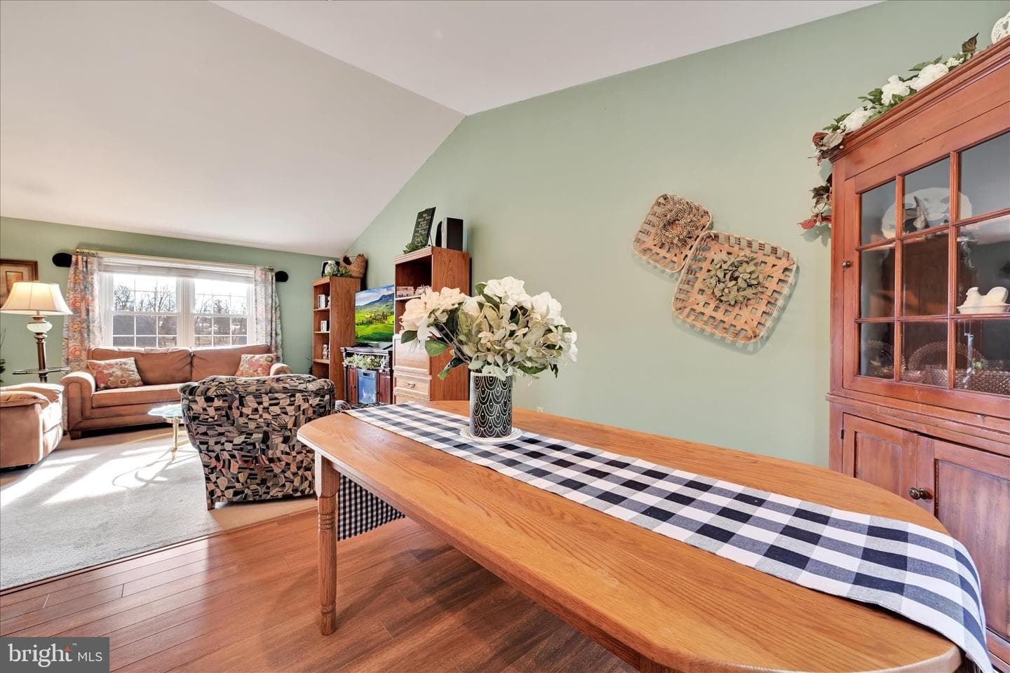 129 Glen Court photo 12