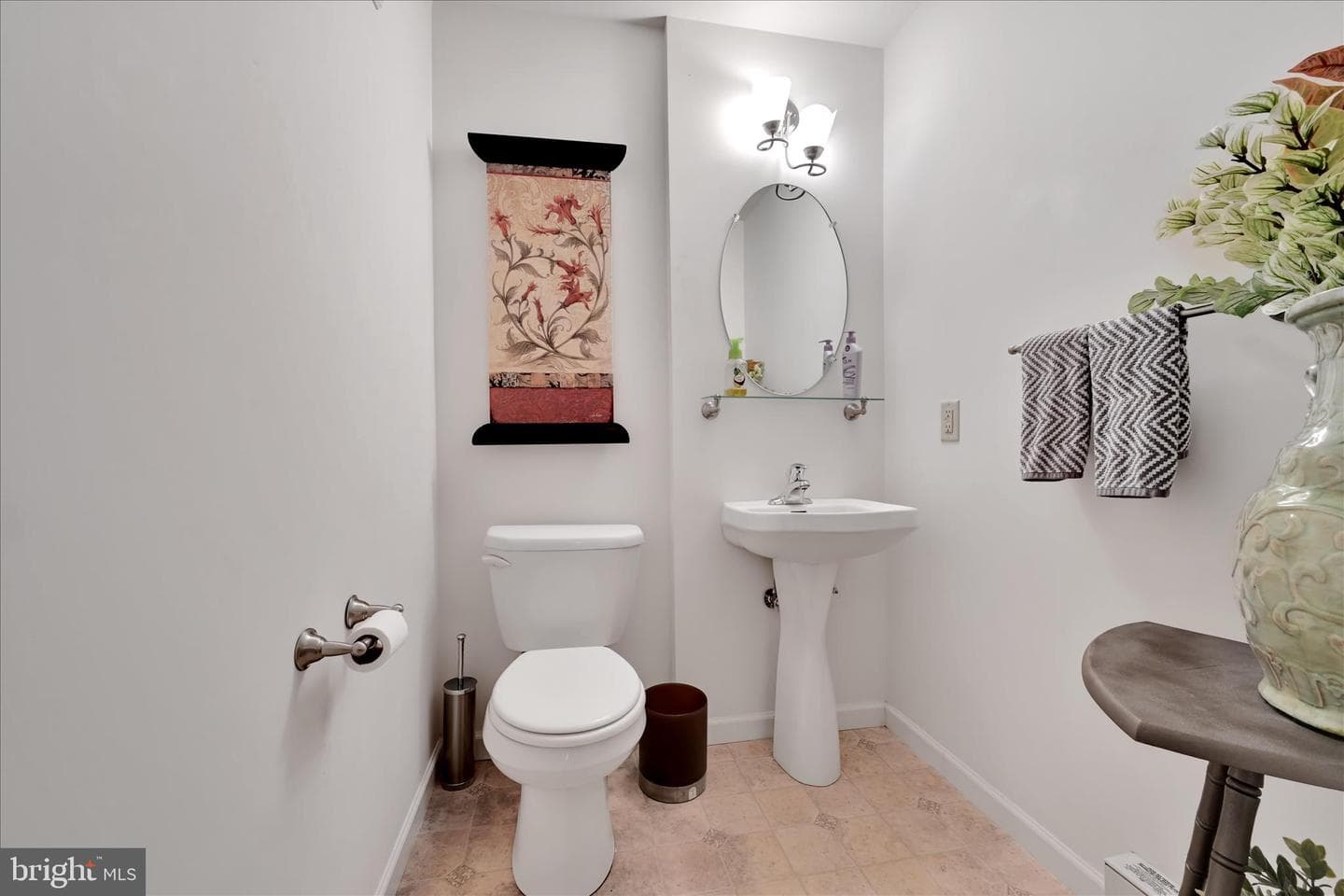 129 Glen Court photo 18