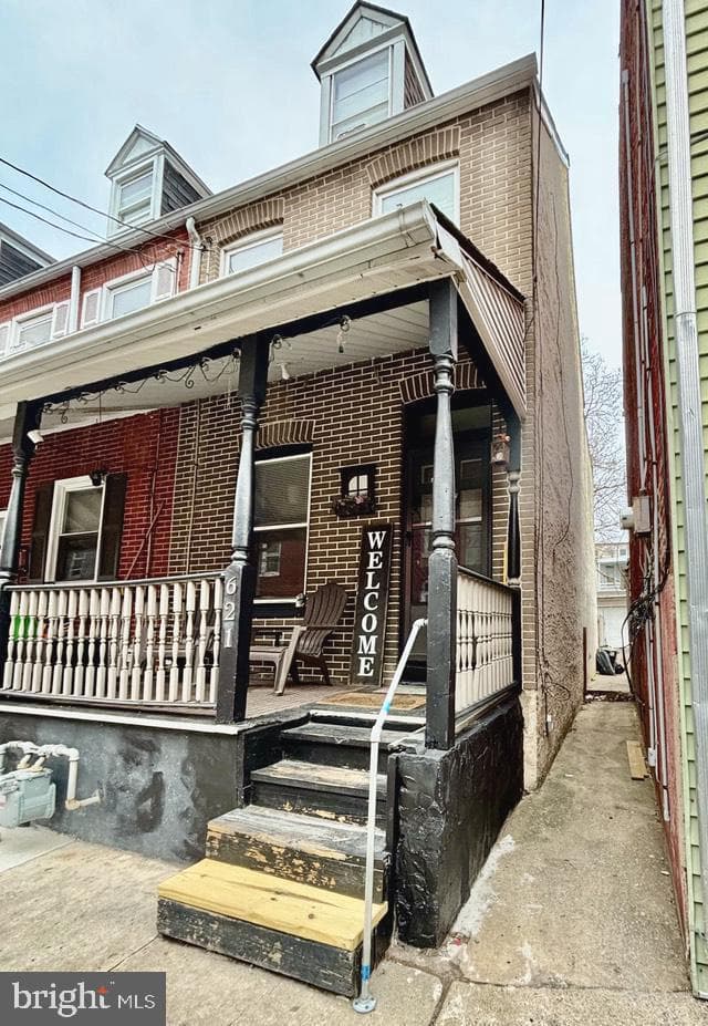 621 Lake Street photo 3