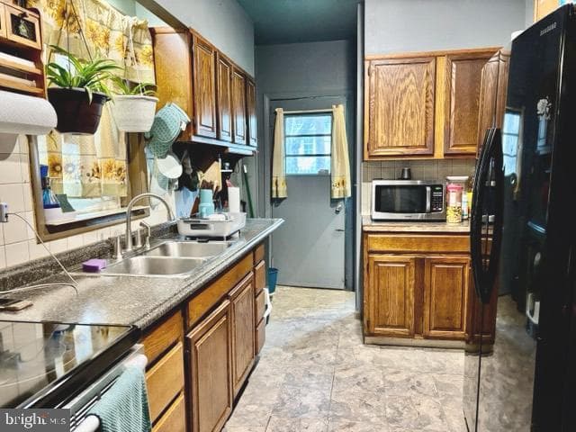 621 Lake Street photo 7