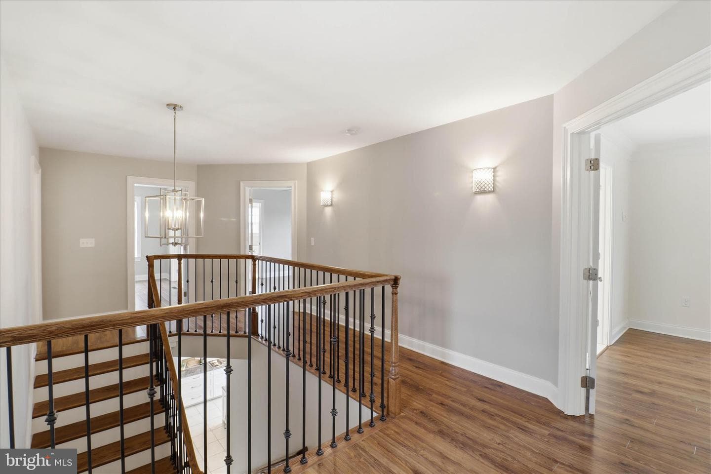 674 Integrity Drive photo 37