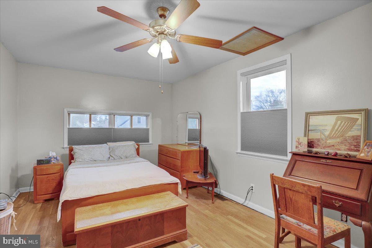 329 Dahlia Road photo 11