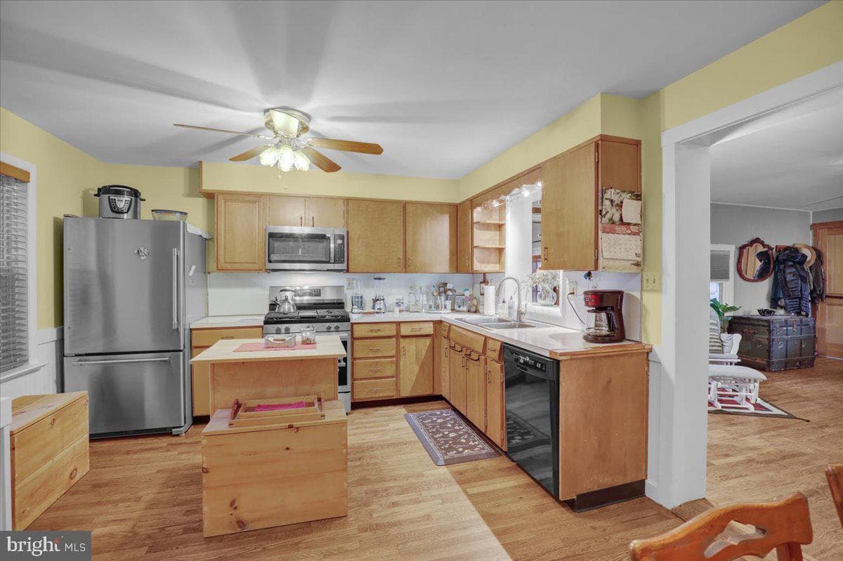 329 Dahlia Road photo 17