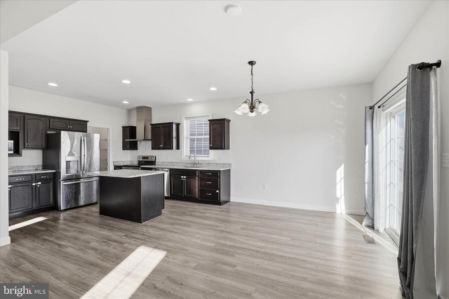 1392 Fieldstone Drive photo 18