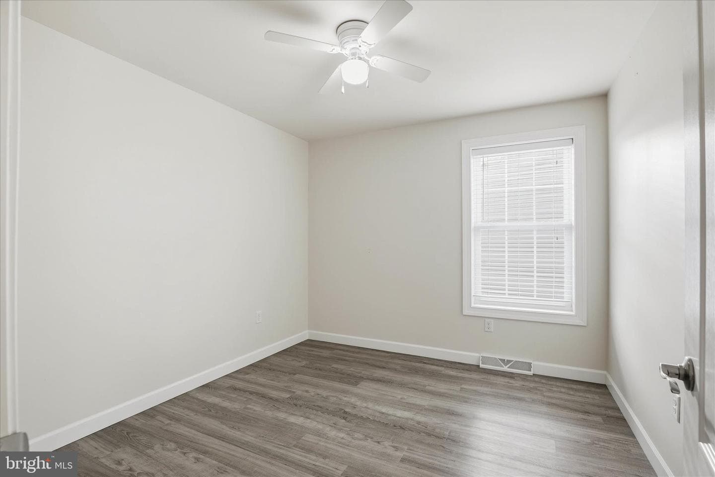 1392 Fieldstone Drive photo 40