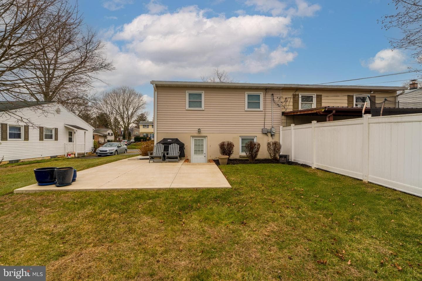 534 W Marion Street photo 39