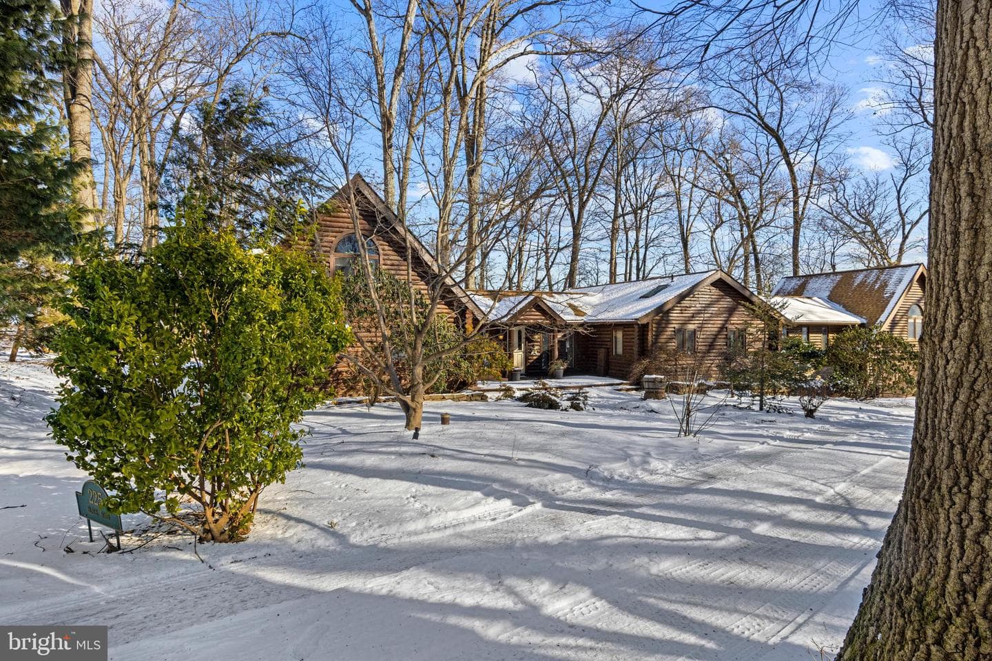225 Black Road photo 112