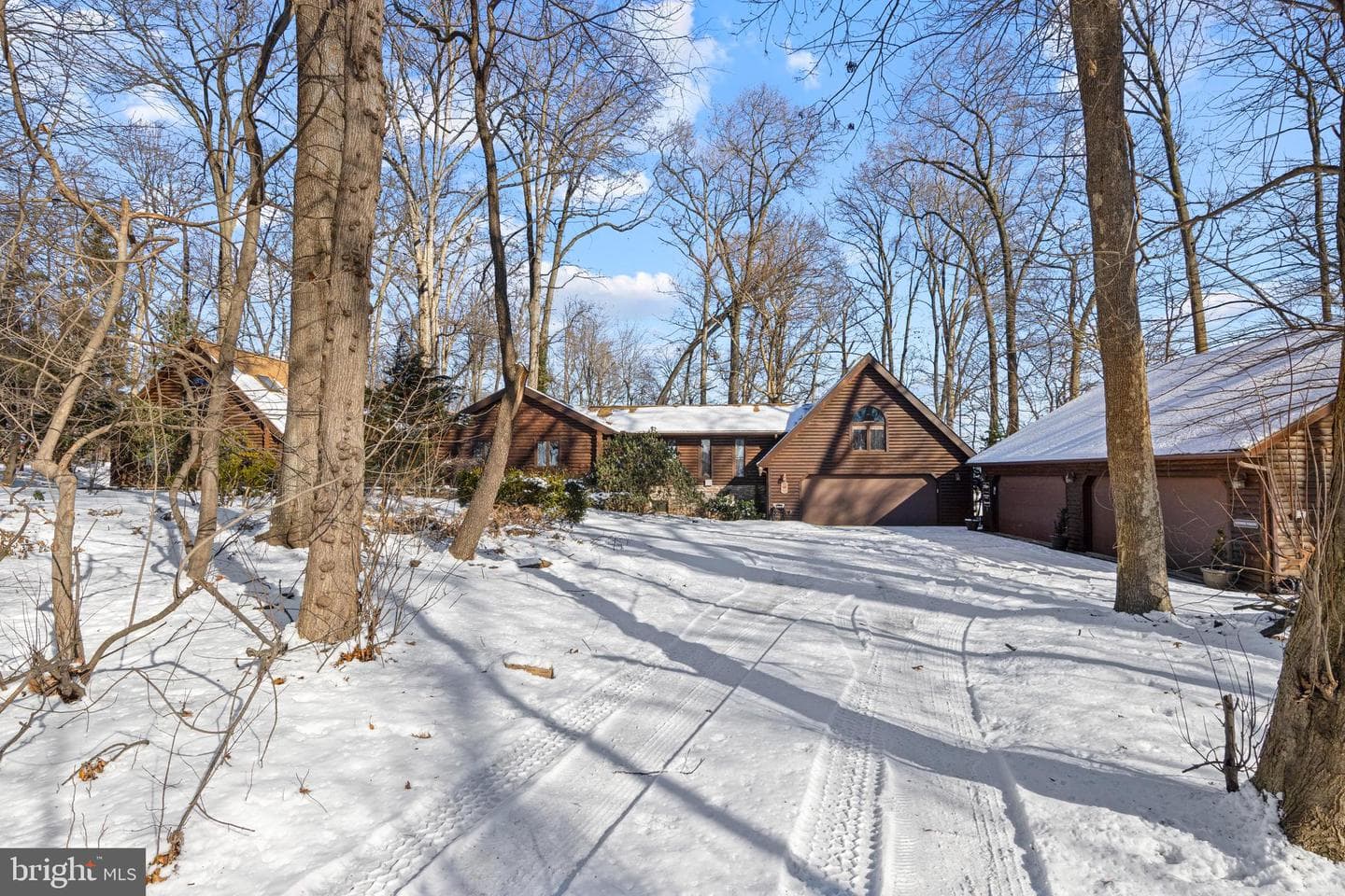 225 Black Road photo 113