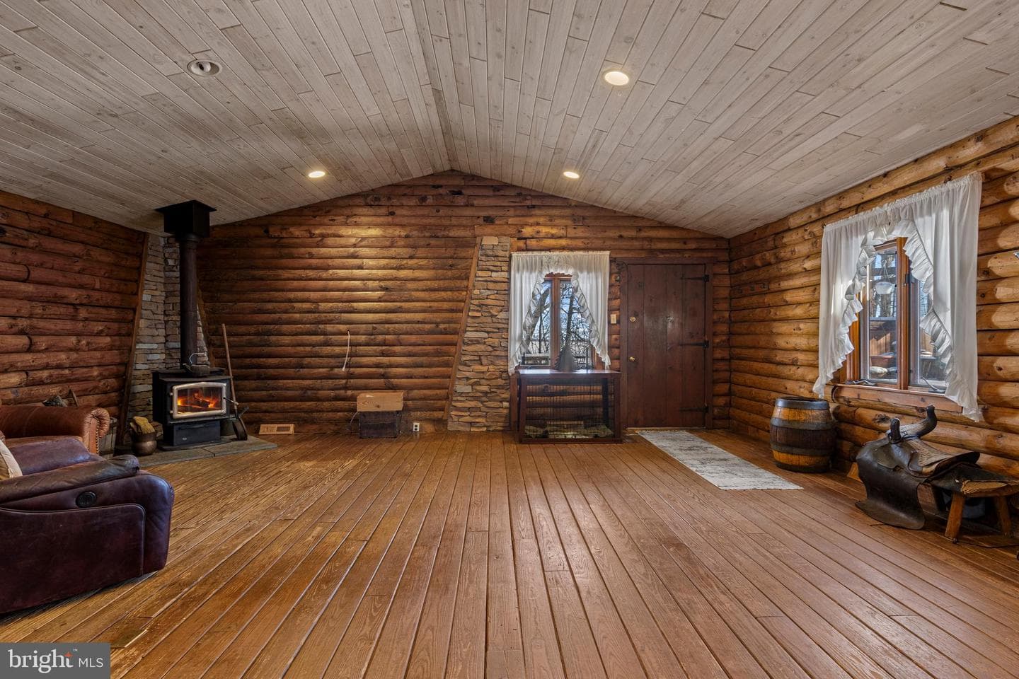 225 Black Road photo 42